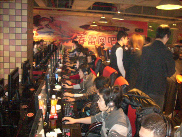 KT Rolster 击败 CTBC Flying Oyster 以进入 2025 年全球总决赛半决赛